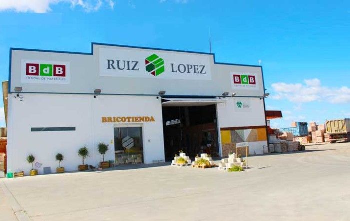 Fachada BdB Ruiz López Bollullos de la Mitación Sevilla